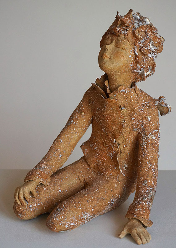 Sculpture de grès roux de Laurence Morisse